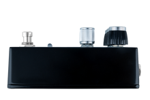 Load image into Gallery viewer, THORN SOUNDLAB SILVER SPURS Effects Pedal | Flex Distortion