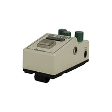 Load image into Gallery viewer, RockBoard Type F QuickMount + PedalSafe for standard size Ibanez Tube Screamer and Maxon Nine series effects pedals