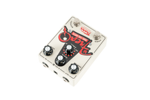 Load image into Gallery viewer, THORN SOUNDLAB THE FREAQ Effects Pedal | Double Stage Booster

